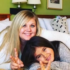 Meet your Posher, Brooke